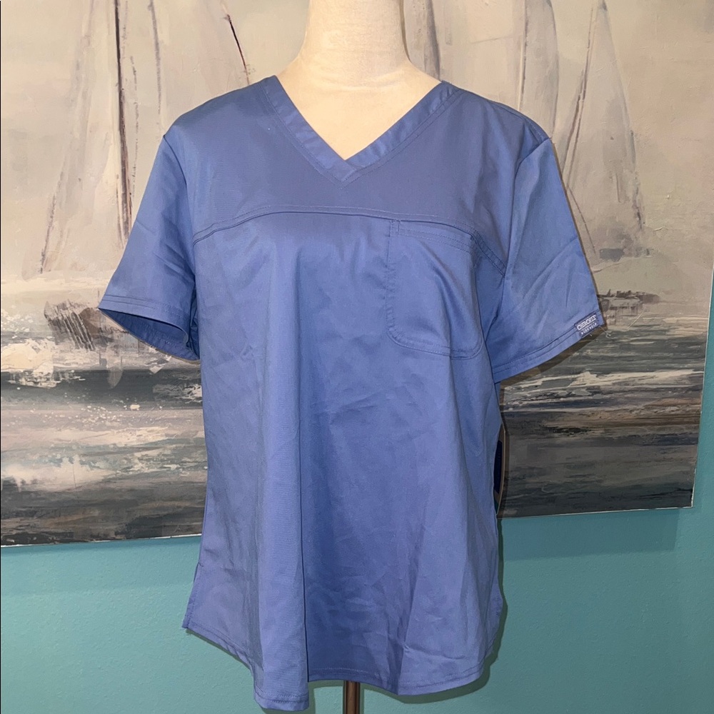 NWT Cherokee Workwear Revolution Ceil Blue One Pocket Scrub Top, Large